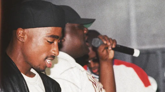 Former LAPD Detective Claims Diddy Ordered A $1 Million Hit On 2Pac And Suge Knight