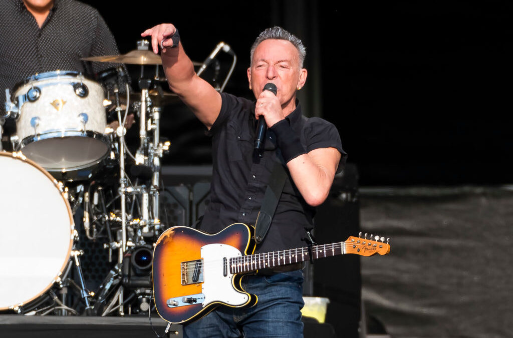 Bruce Springsteen Reflects On Industry Toxicity For Young Musicians Following Liam Payne’s Death